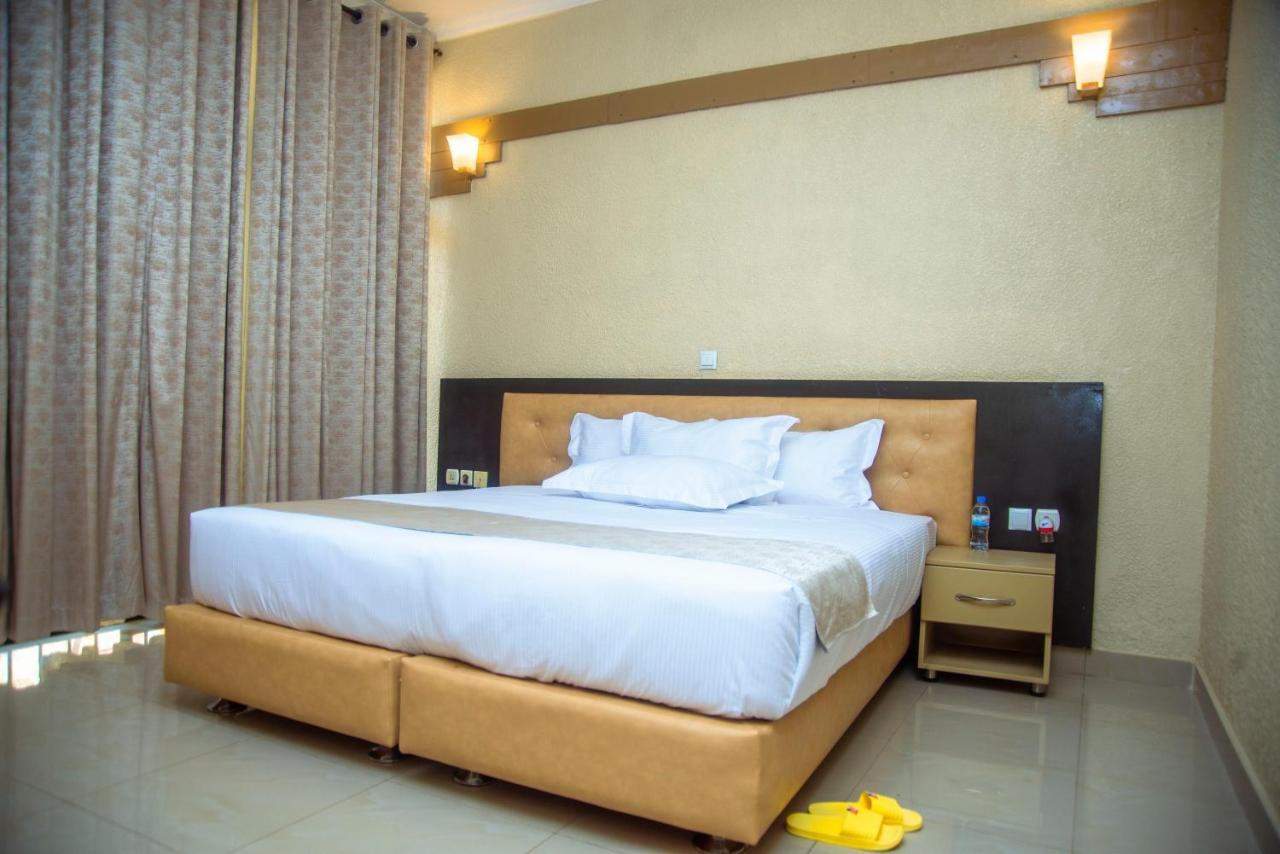 Quality Inn Hotel 基加利 外观 照片